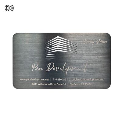 Biglietto da visita NFC in metallo con design personalizzato NTAG216 888 Byte 13.56MHz RFID in acciaio inossidabile