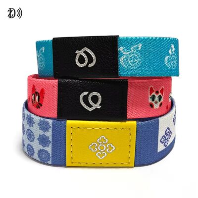 Braccialetto a fascia elastica per polso RFID 13.56MHz NFC Materiale di gomma resistente con poliestere elastico per il controllo dell'accesso