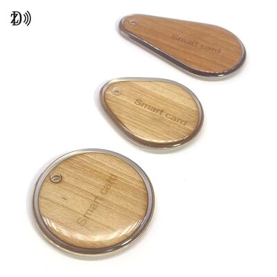Portachiavi in legno stampati su misura con impermeabilità a pieno legno epossico Keyfob 13.56MHz RFID Comunicazione NFC per il controllo degli accessi